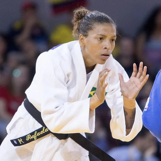 Rafaela Silva vence húngara e vai às semifinais do judô na Olimpíada