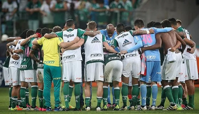 Torcida do Palmeiras esgota ingressos para jogo contra o Internacional