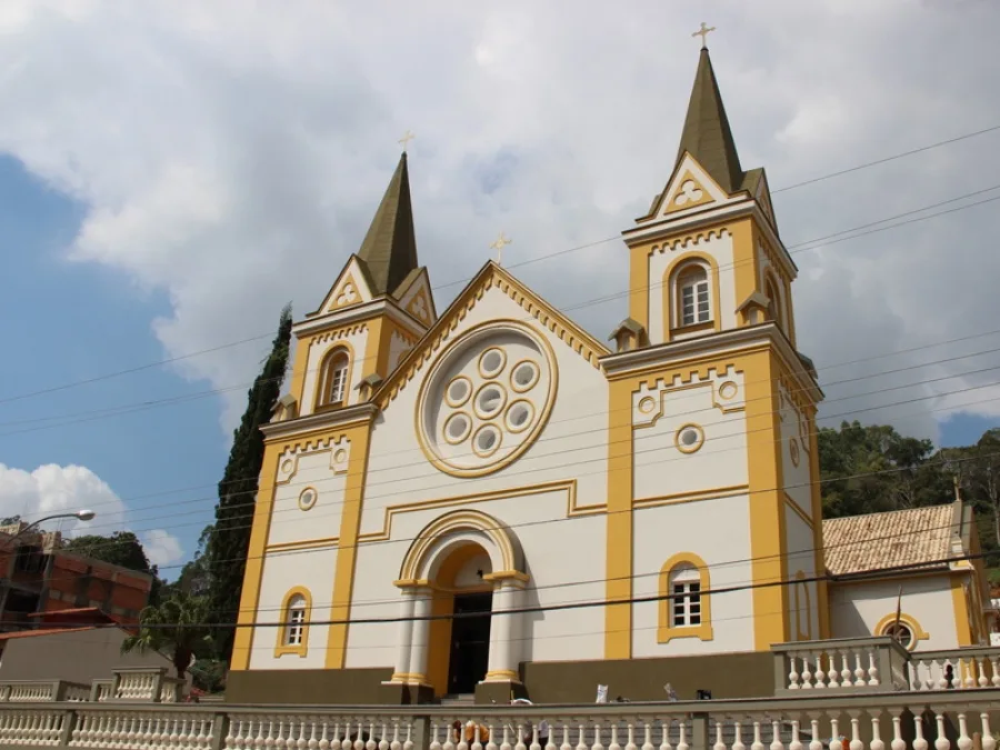 Padroeira de cidade capixaba recebe homenagens virtuais