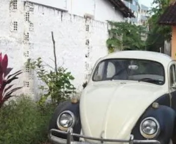 Fusca que servia como salão de beleza móvel é furtado na Praia da Costa