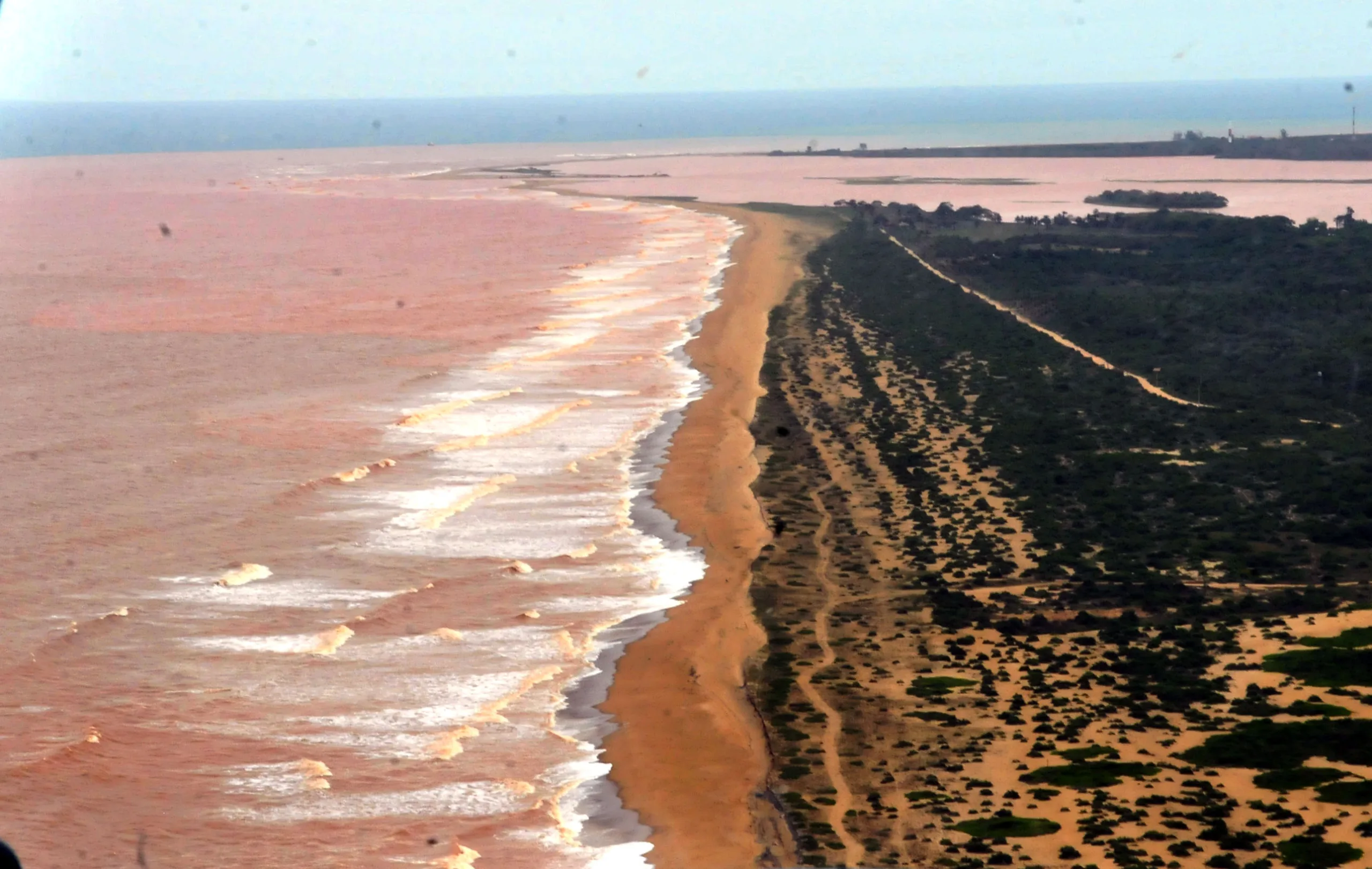 Rio Doce terá dois depósitos de lama para evitar rompimento de barragem