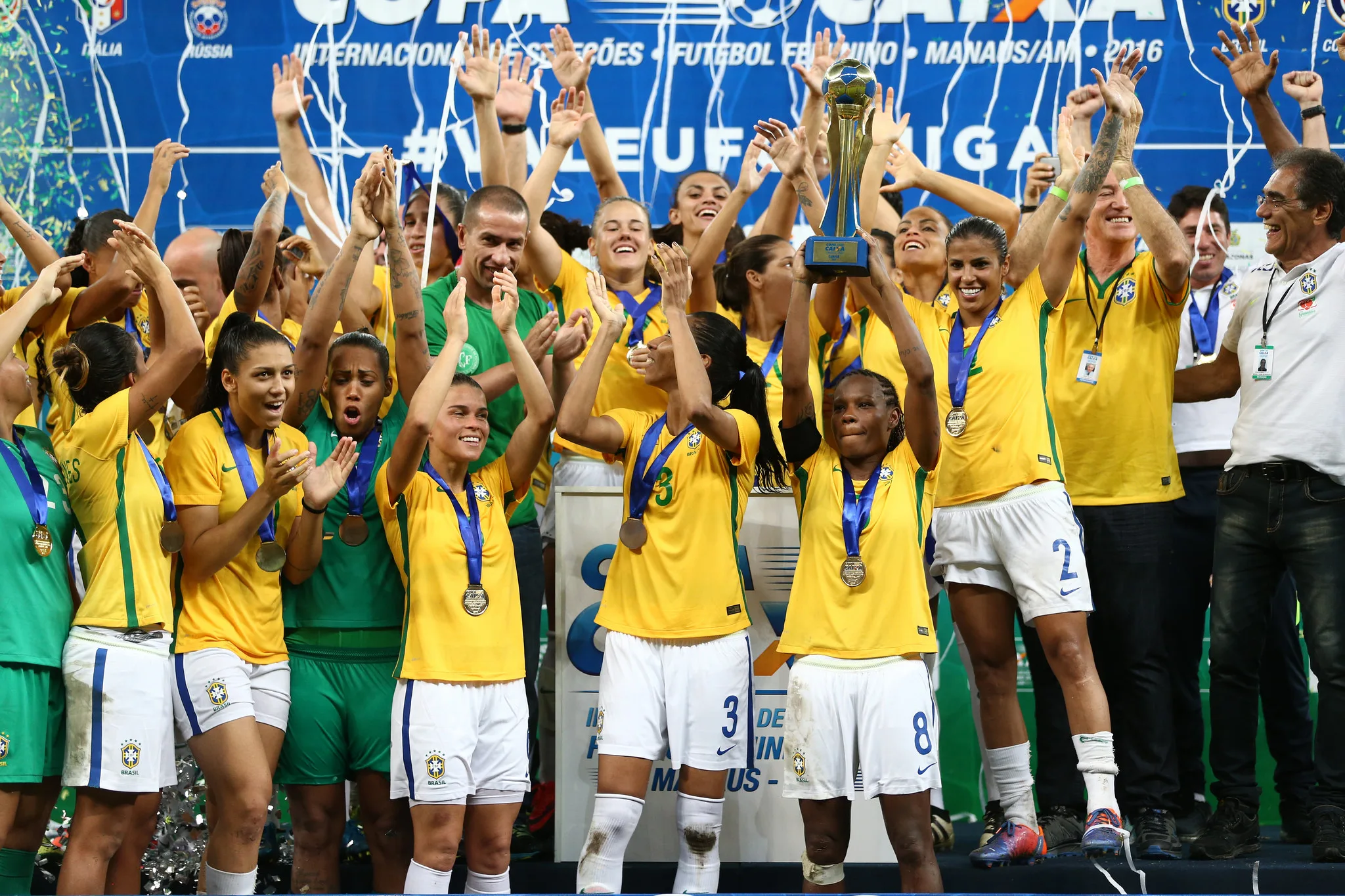 Com Marta, Cristiane e Andressa Alves, Emily Lima convoca seleção para amistoso