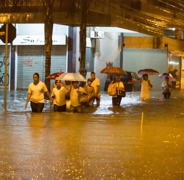 Chuva no ES: um morto, dois feridos e 299 desalojados e desabrigados no Estado