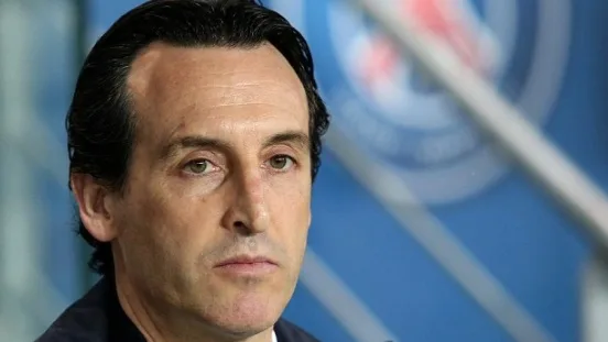 Emery põe Neymar no 'Top 5 mundial', mas despista sobre interesse do PSG no astro