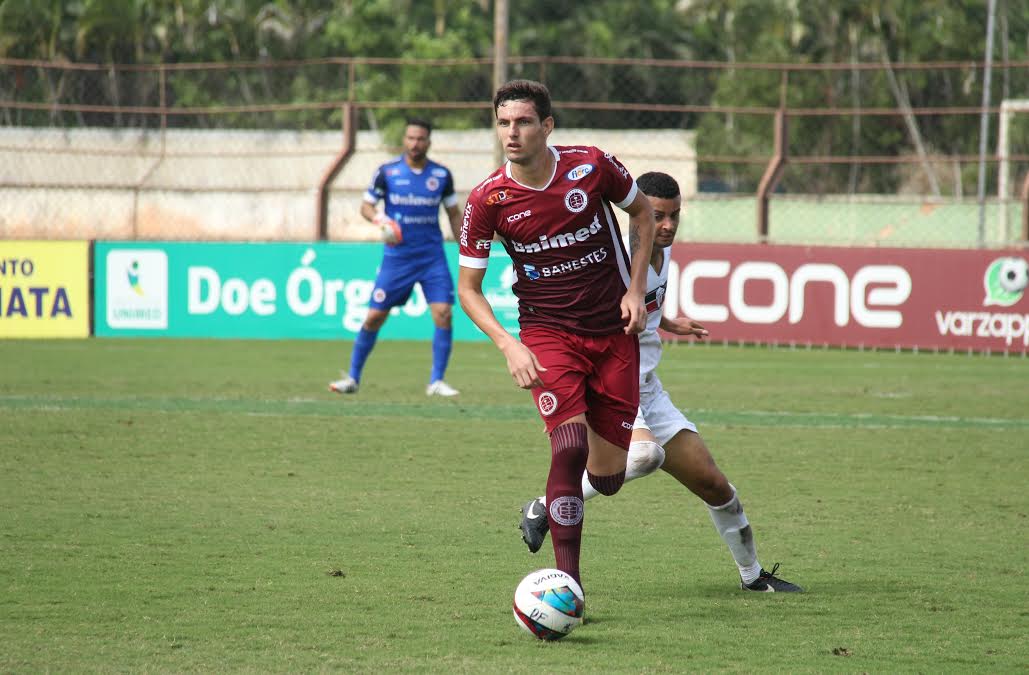 De malas prontas para a Série A, zagueiro Willyan manda recado para torcida grená