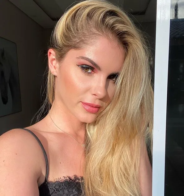 Bárbara Evans alfineta haters e fala sobre perda de peso