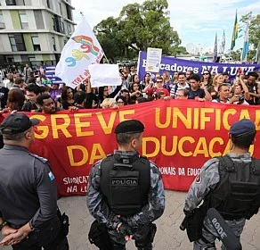 Reposição de aula para alunos de Vitória ainda não foi definida, afirma sindicato