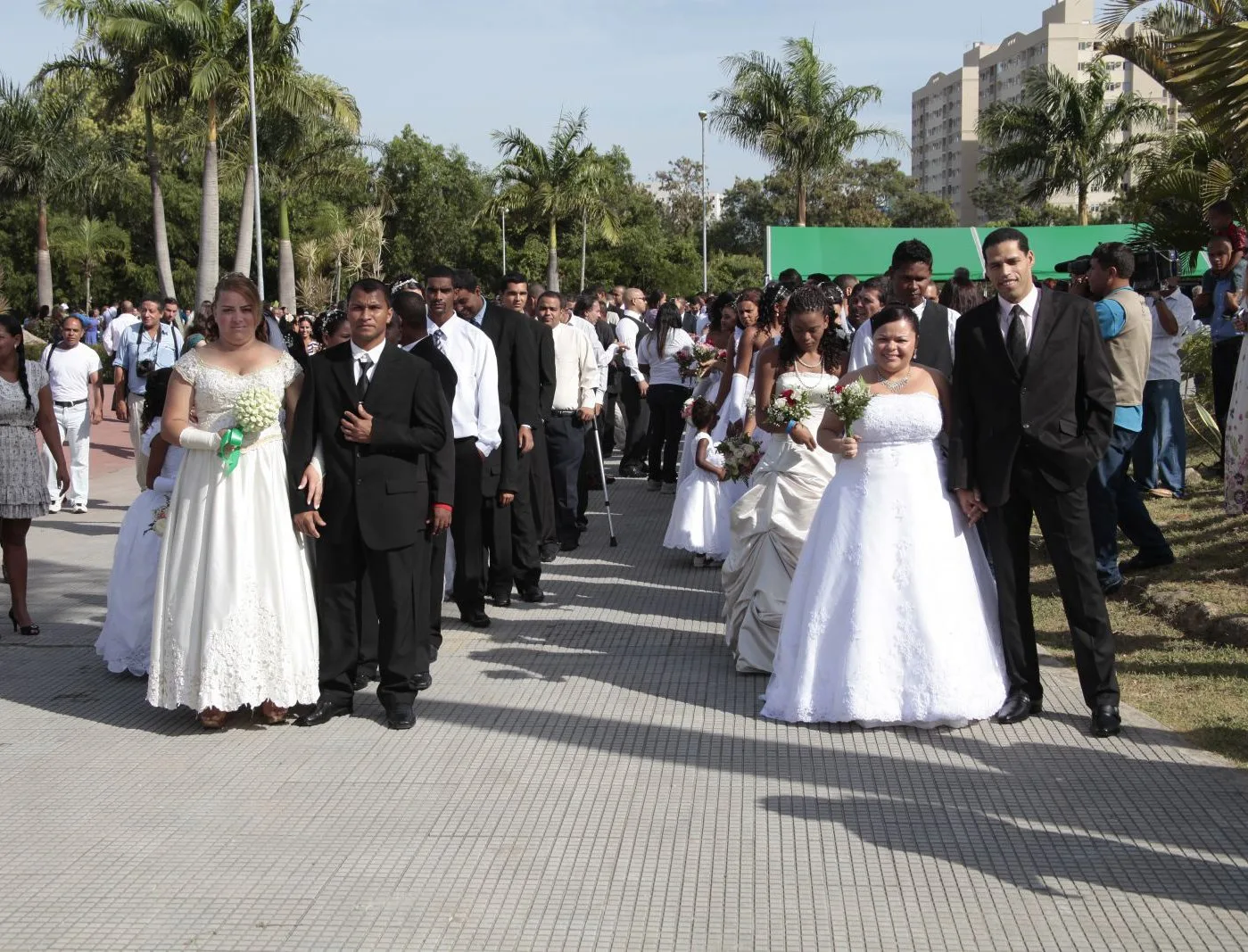 Quer casar de graça? Mil vagas para casamento comunitário na Serra