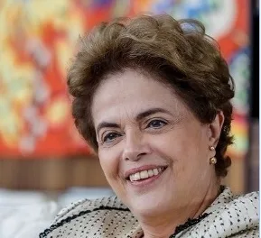 Após impeachment, PT não sabe o que fazer com Dilma