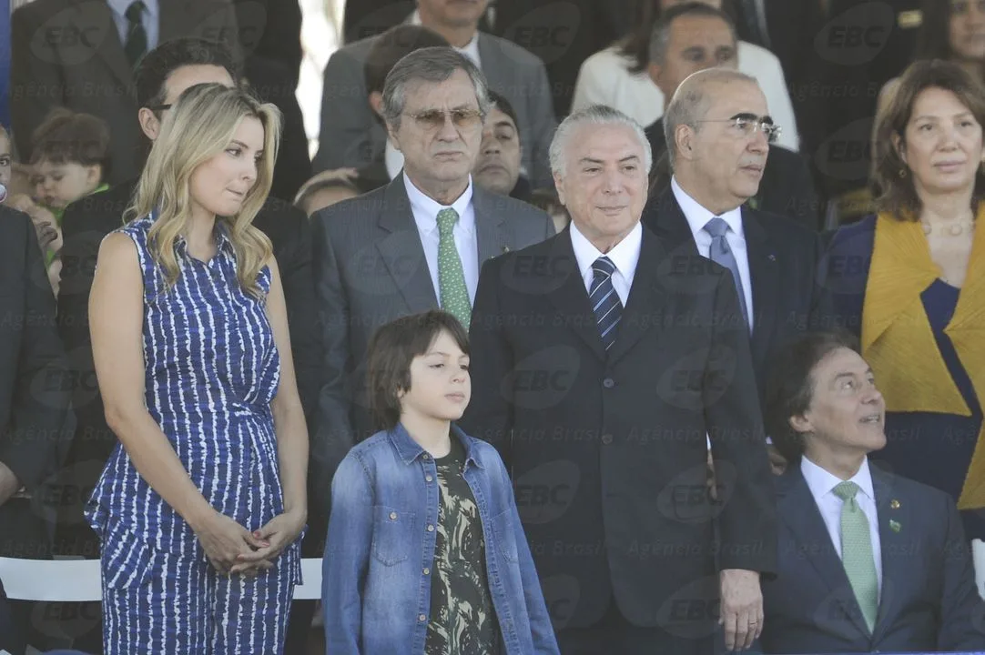 Brasília – O presidente Michel Temer acompanhado do filho Michelzinho e da primeira-dama Marcela, para o Desfile militar de 7 de Setembro, na Esplanada dos Ministérios ( Marcelo Camargo/Agência Brasil)