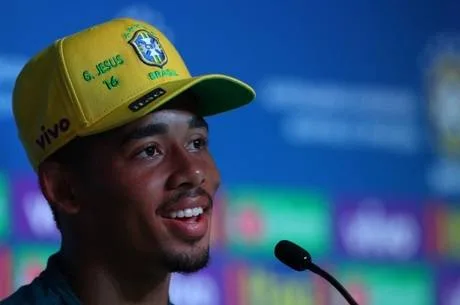 Gabriel Jesus diz que seleção está forte na busca pelo hexa