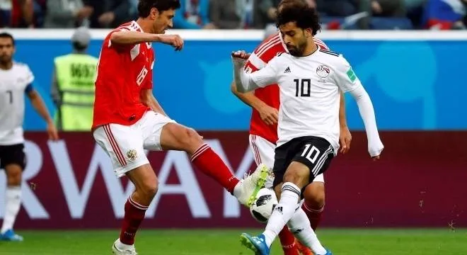 Rússia vence Egito de Mo Salah por 3 a 1 e fica perto da vaga na Copa