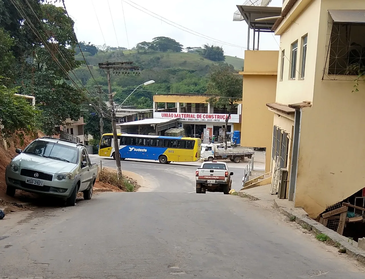 Obras de saneamento no União alteram itinerário dos ônibus no bairro