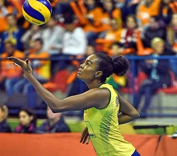 Brasileiras do vôlei exaltam tática após 'anularem' sul-coreana em vitória