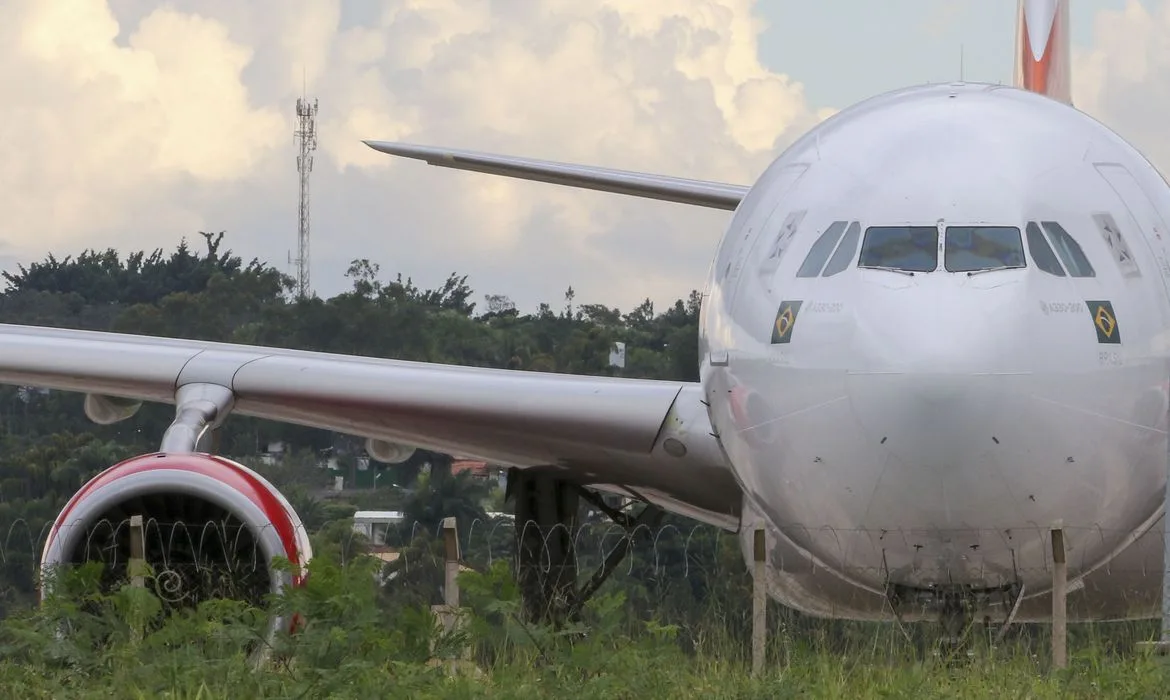 Em recuperação judicial, a Avianca devolverá 18 dos 25 aviões a partir desta segunda, cancelando diversos voos