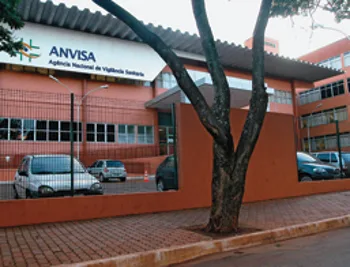 Anvisa suspende marca de tinta para tatuagem