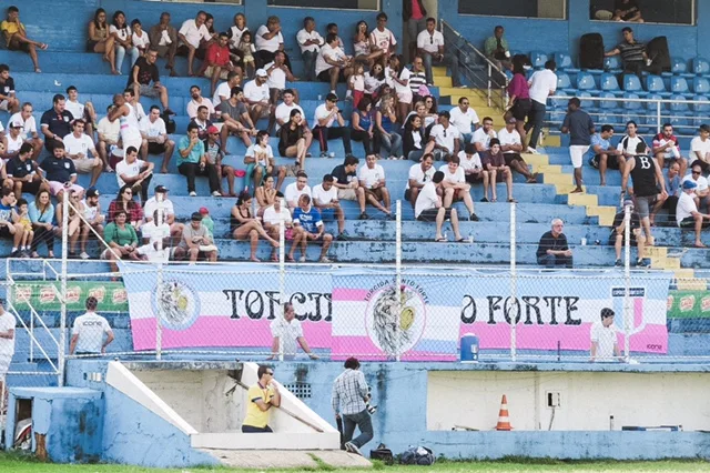 Dupla desfalca o líder Espírito Santo contra o Atlético de Itapemirim pela Copa ES