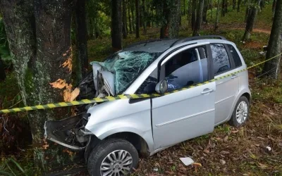 Homem vai levar remédio para a esposa e morre em acidente em Guarapari