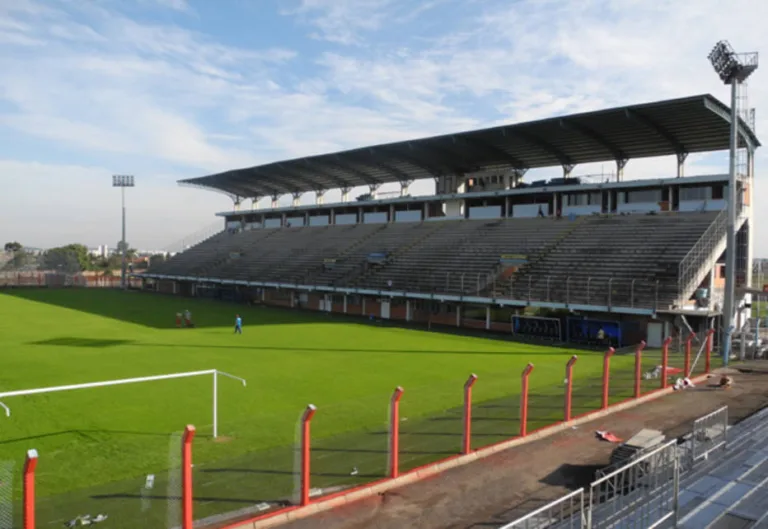 Preço de ingresso nos Estaduais provoca polêmica por todo Brasil