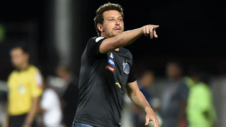 Inter de Limeira anuncia Elano como treinador para o Paulistão de 2020