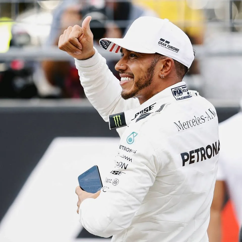 Com pequena vantagem, Hamilton lidera primeiro treino livre para o GP de Mônaco