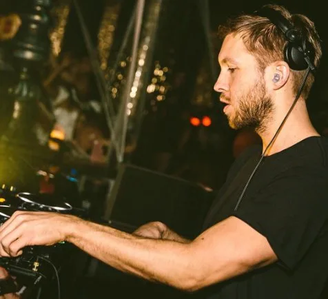 Calvin Harris lidera lista dos DJs mais bem pagos do mundo