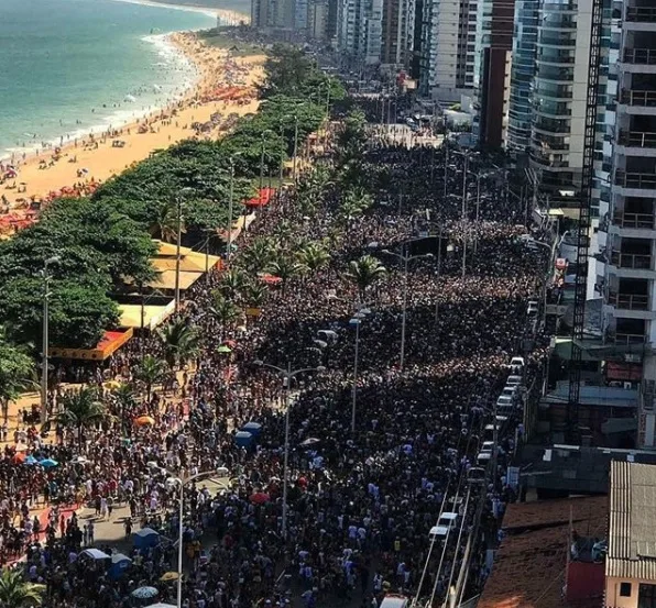 Pré-carnaval na orla de Itaparica termina em confusão. Assista ao vídeo!