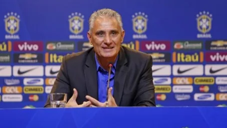 Tite convoca seleção com Thiago Silva, Oscar e Alex Muralha