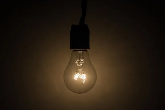 Aumento na conta de luz reduz chance de inflação abaixo de 3%