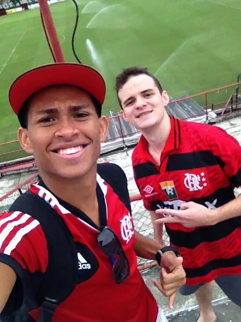 Vai ao jogo do Flamengo no Klebão? Envie sua foto para o Folha Vitória!