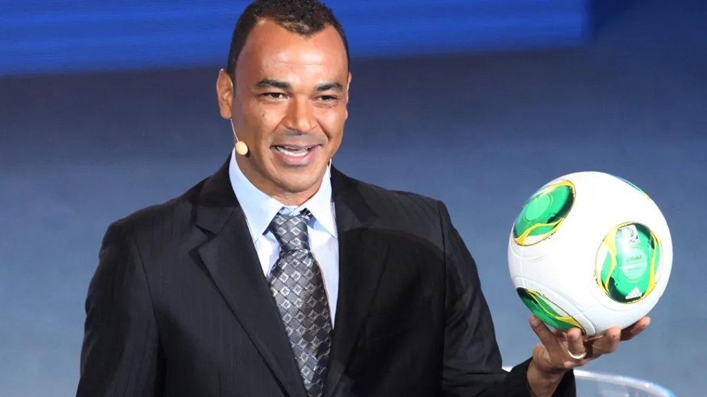 Cafu elogia seleção: 'Brasil depende menos de Neymar'