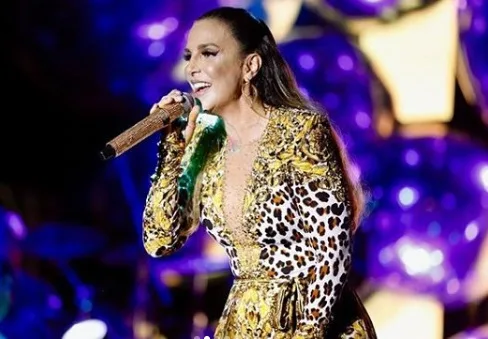 Ivete Sangalo cancela shows após filha ser internada em Salvador