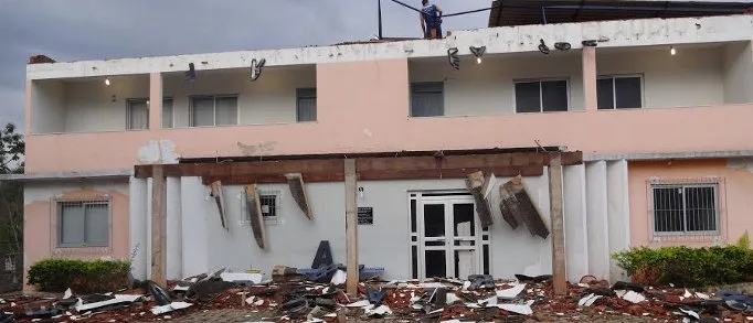 Chuva de granizo e temporal provocam estragos em municípios do interior do Espírito Santo