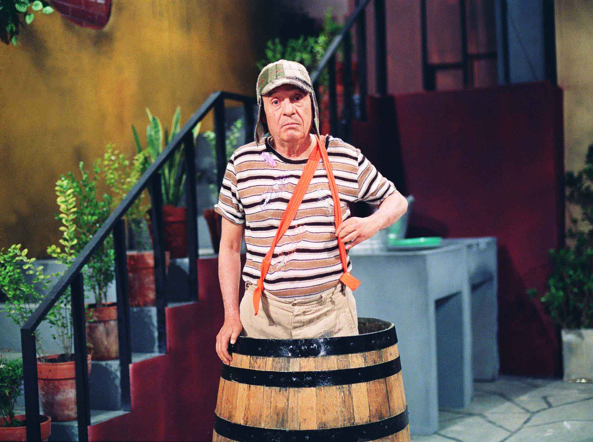 s11 sp 03-09-05 variedades jt A personagem Chaves do seriado Chaves, exibido no SBT FOTO DIVULGACAO