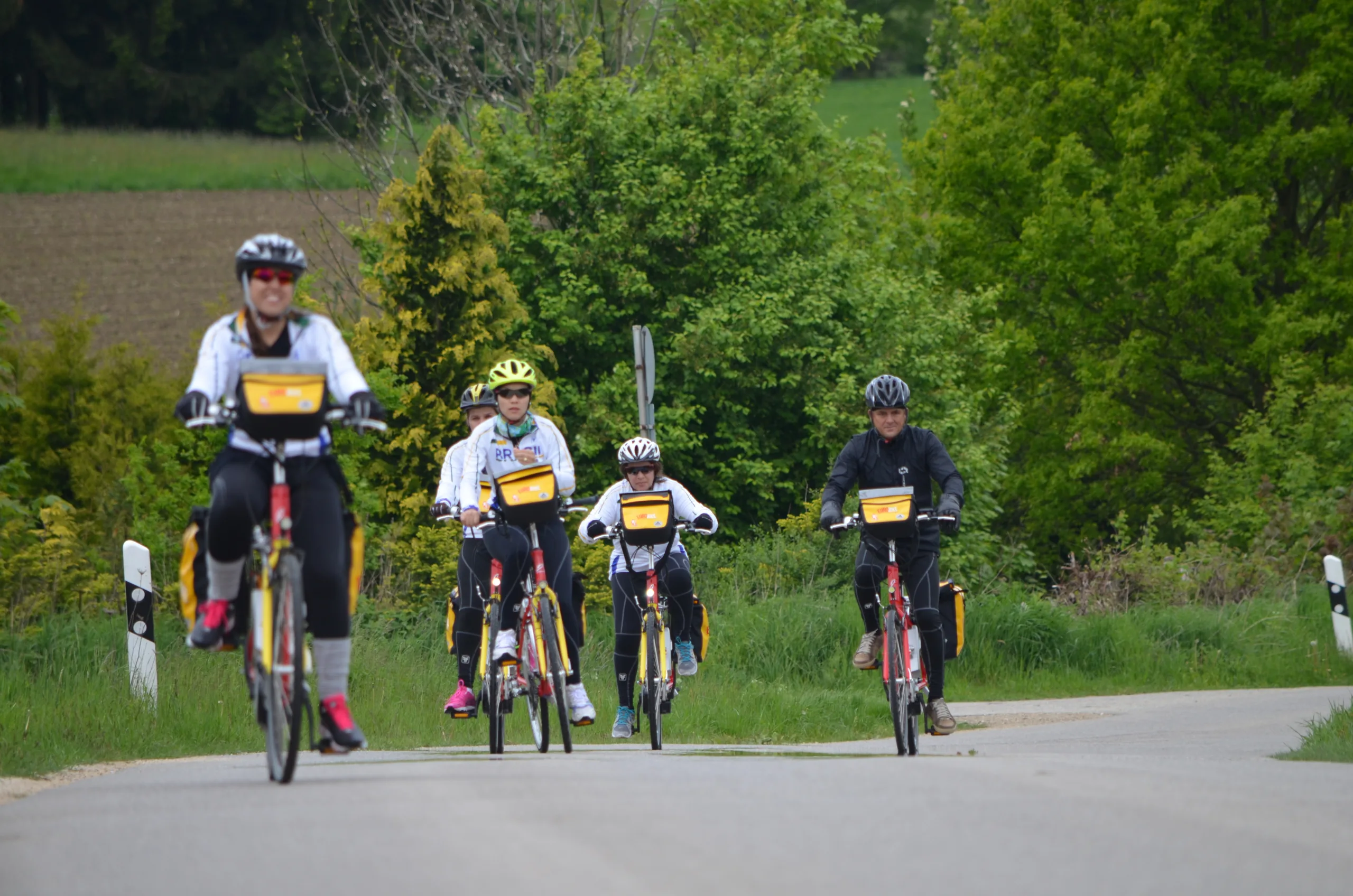 Grupo com 37 capixabas vai viajar de bicicleta e barco pela Europa