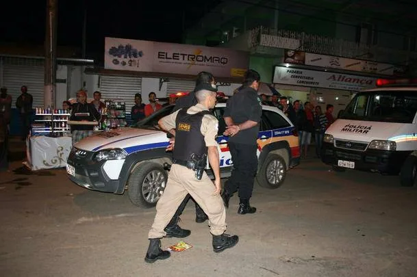 Capixabas são presos após tentarem entrar armados em show de Wesley Safadão