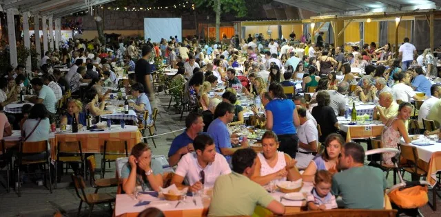 Feira Gastronômica e de artesanato na festa de aniversário de Vila Velha