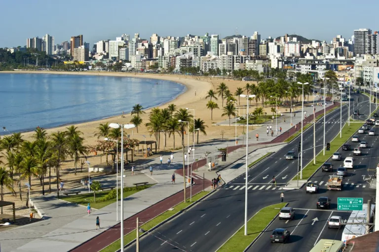 Vitória é eleita a cidade brasileira com melhor capital humano