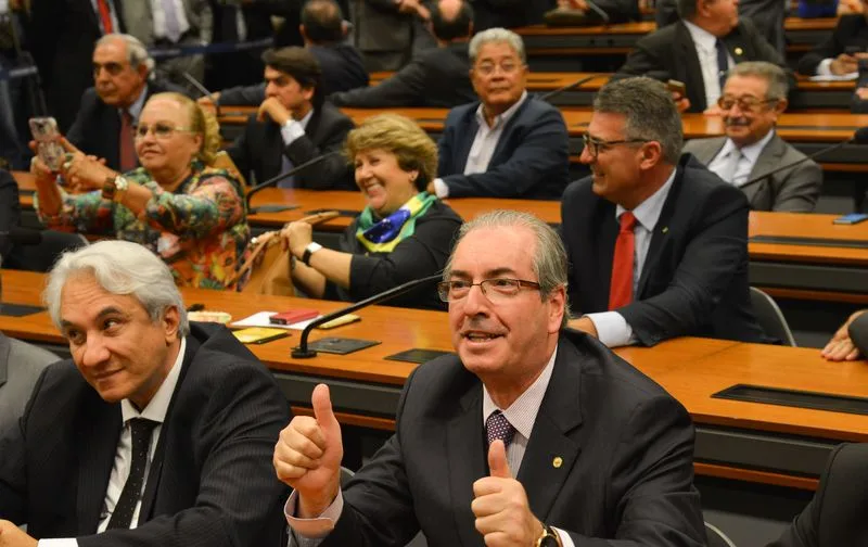 Brasília – Eduardo Cunha durante reunião do PMDB na Câmara. O Diretório Nacional do partido decidiu hoje (29) deixar a base aliada do governo da presidenta Dilma Rousseff (Fabio Rodrigues Pozzebom/Agência Brasil)