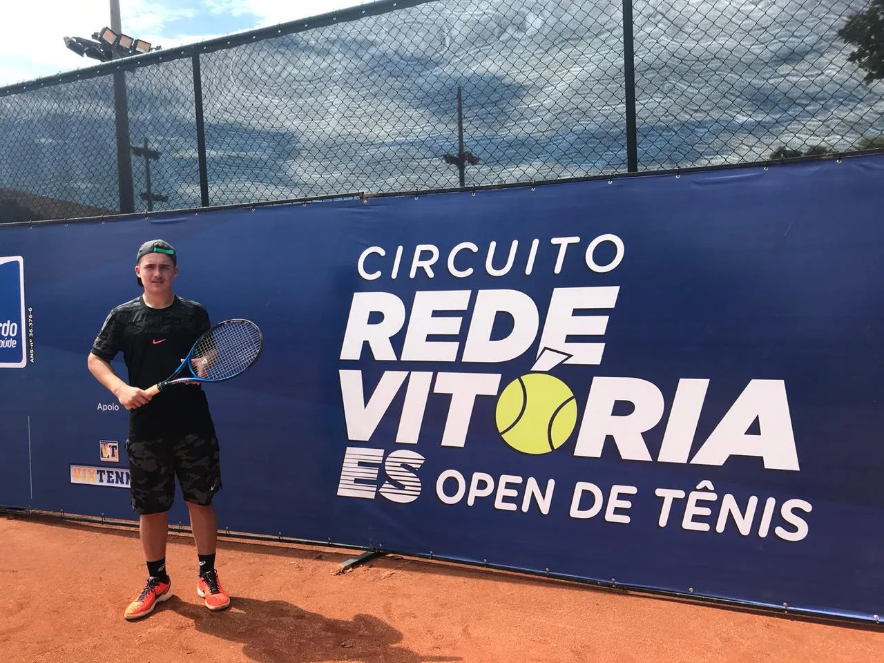 Circuito Rede Vitória ES Open de Tênis começa o penúltimo dia com bons jogos