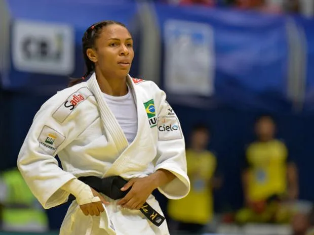 Erika Miranda vence tunisiana e dá o primeiro passo rumo à medalha no judô