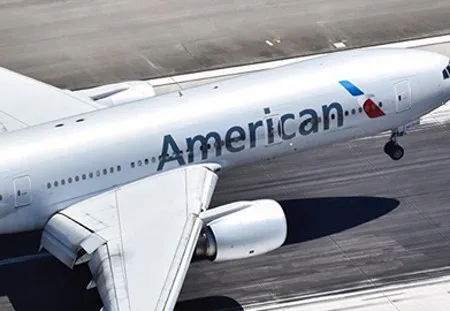 Fogo em turbina faz voo da American Airlines retornar ao Rio