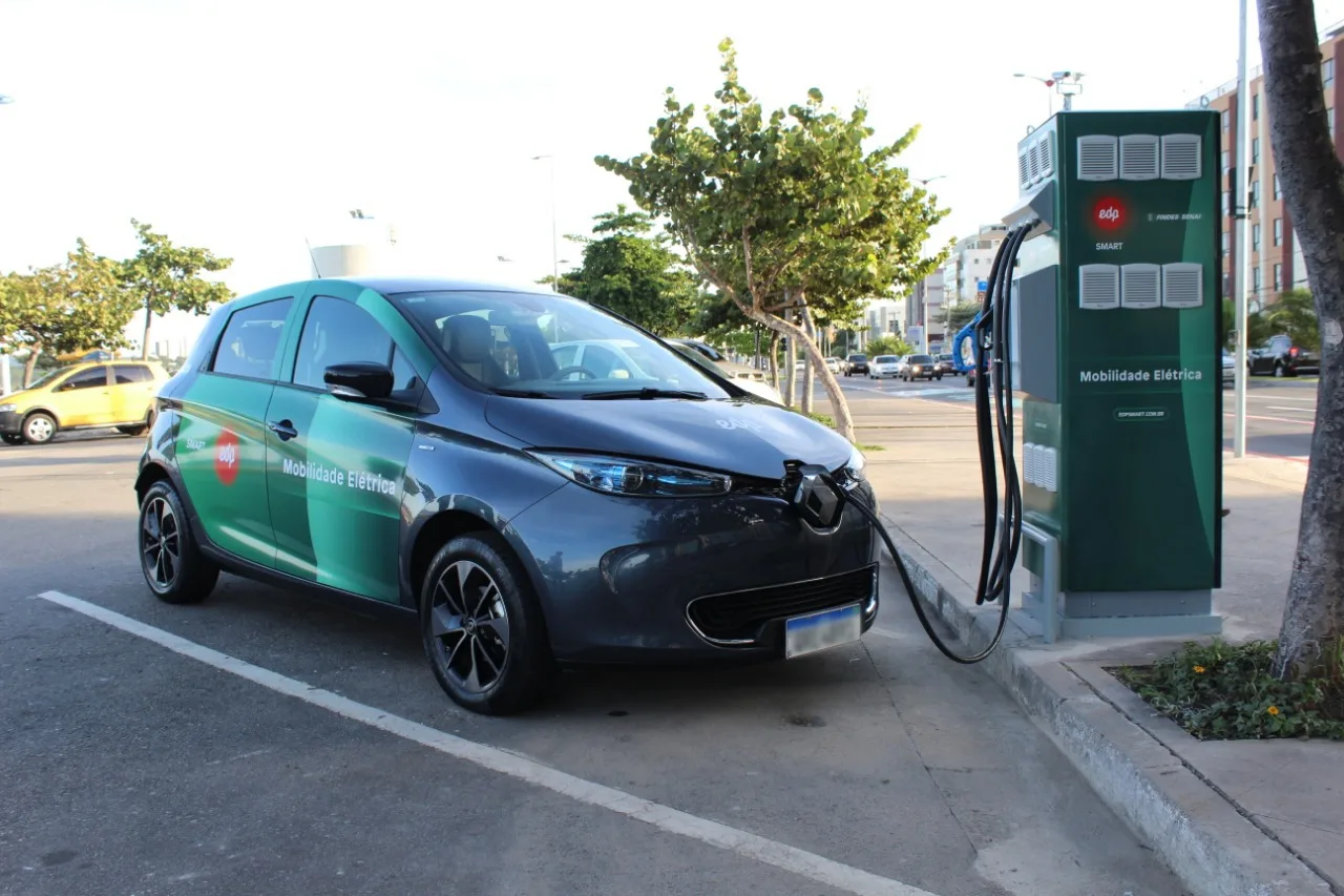 Preço ainda limita venda de carros elétricos