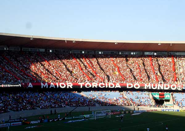 Com recorde de público, Flamengo quer 6ª vitória seguida