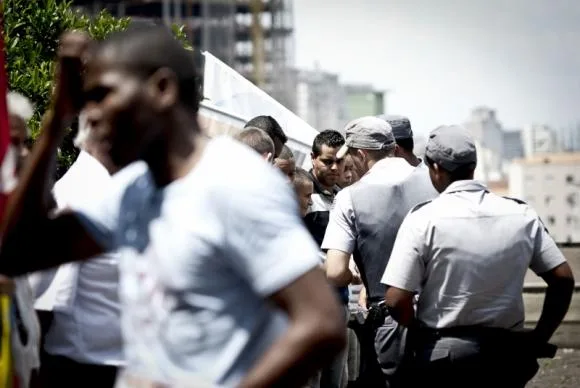 Jovens negros correm mais riscos de morrer do que os brancos, aponta pesquisa