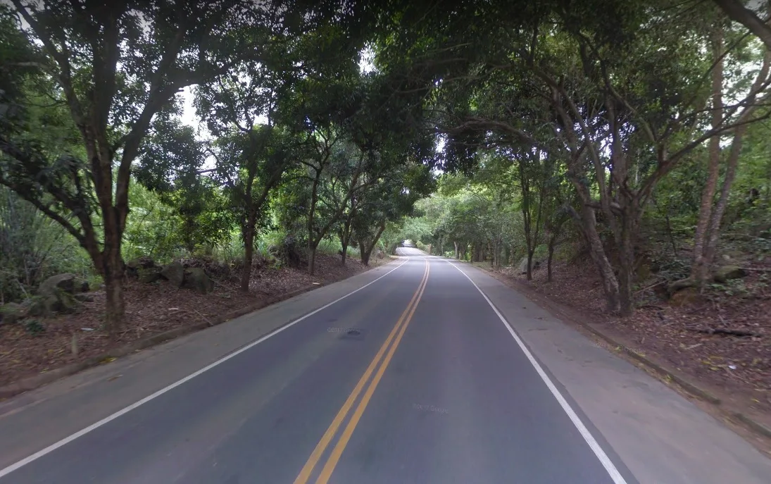 Acidente entre dois caminhões deixa feridos em Aracruz