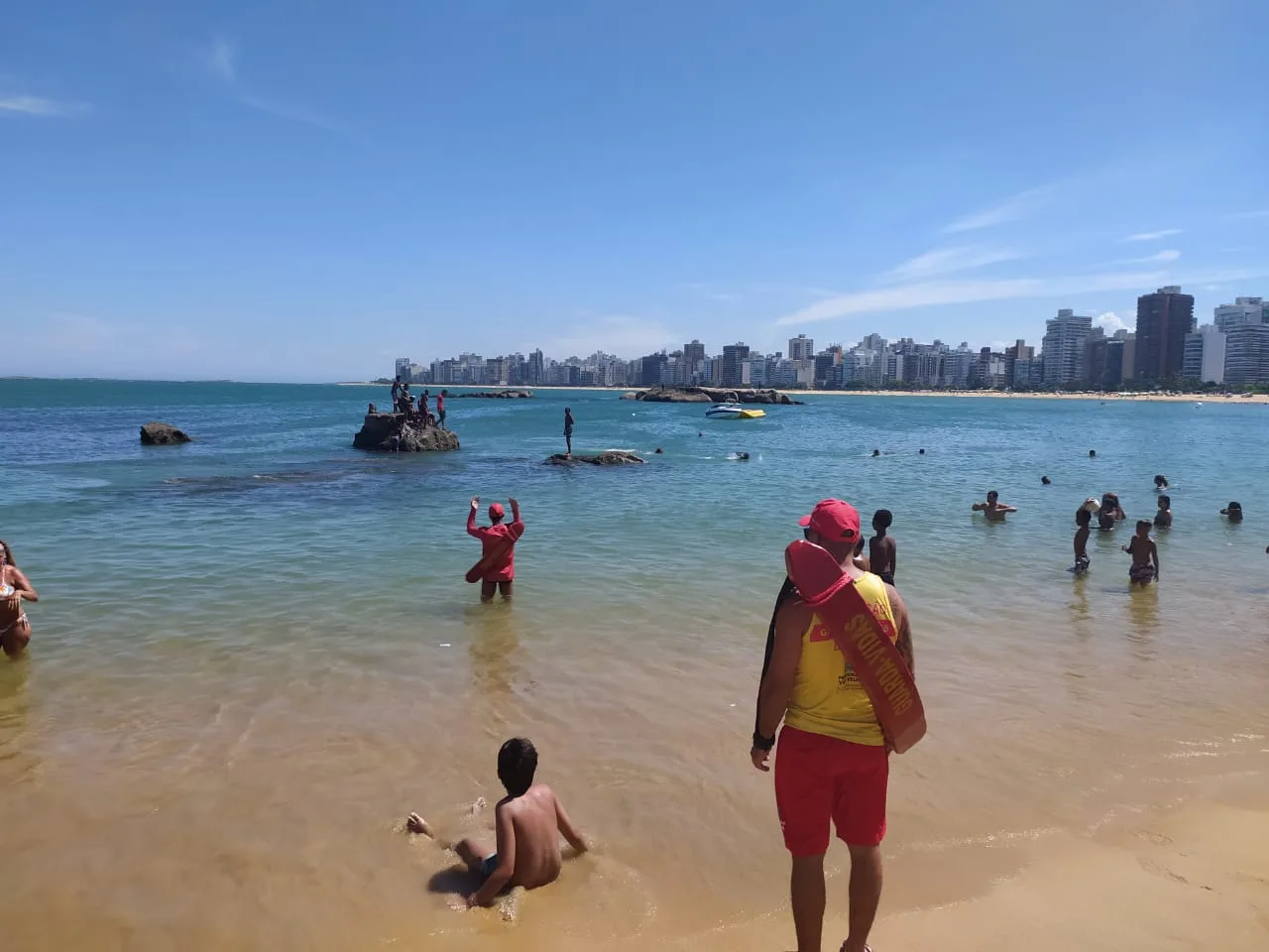 Vila Velha registra quatro afogamentos durante o carnaval; uma pessoa morreu