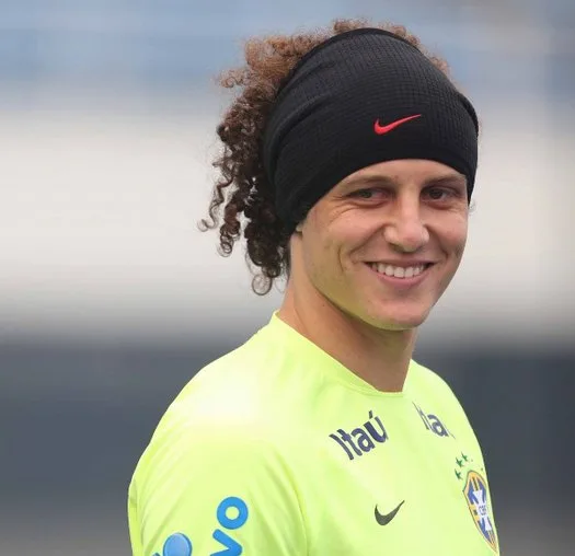 David Luiz não treina e deve desfalcar o Brasil na terça