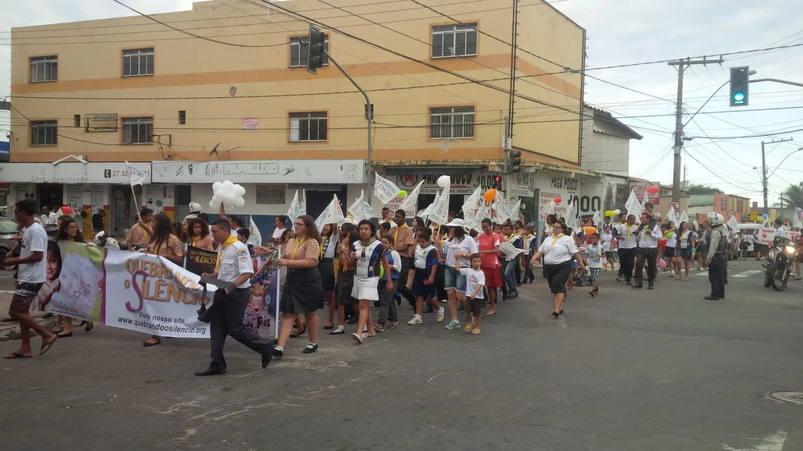 Caminhada contra pornografia reuniu 300 pessoas em bairro da Serra