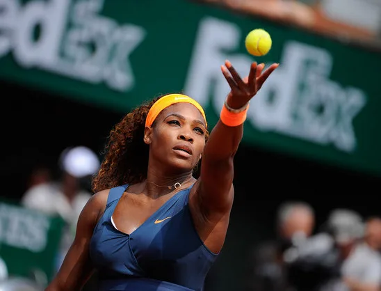 Com lesão no ombro, Serena desiste de jogar o Masters da WTA